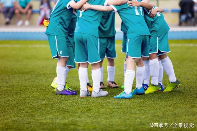 国乒团队抵达塔什干，队员状态各异